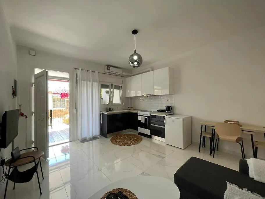 House In Diavata, Thessaloniki, Greece Διαμέρισμα